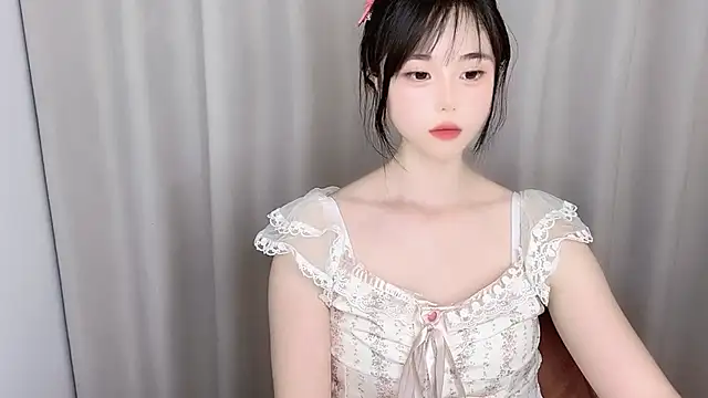 美女guoguo-77在线直播
