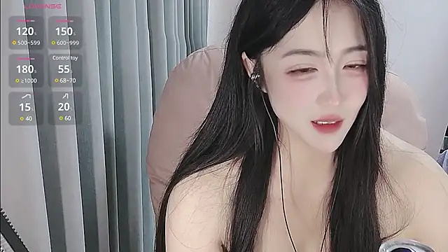 美女iiice-TxT在线直播