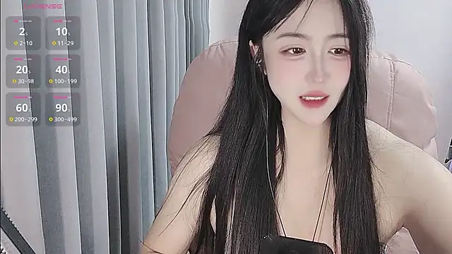美女iiice-TxT在线直播