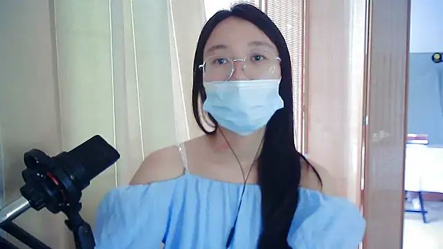 美女2more-ss在线直播