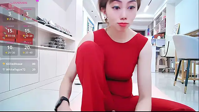 美女Aster_Hoa在线直播
