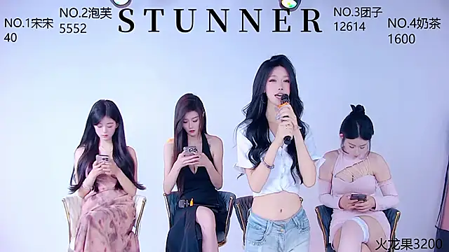 美女Stunner-001在线直播