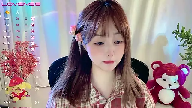 美女Echo-21在线直播