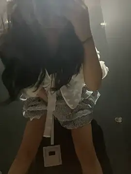 美女xinmeng-000在线直播