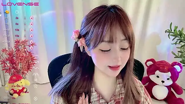 美女Echo-21在线直播