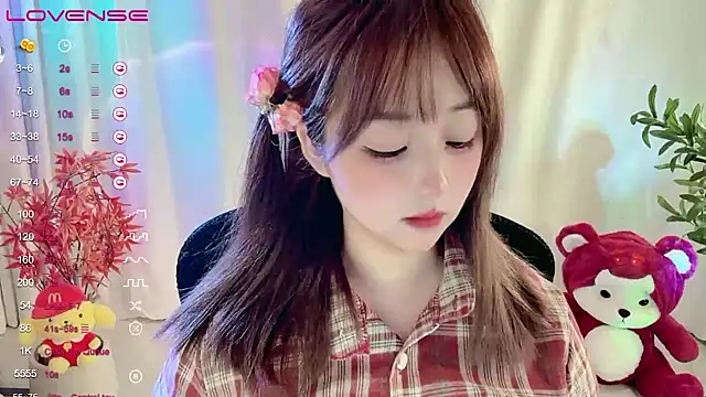 美女Echo-21在线直播