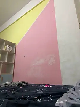 美女zqq5522在线直播