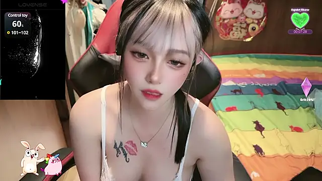 美女Khaleesi-ying在线直播