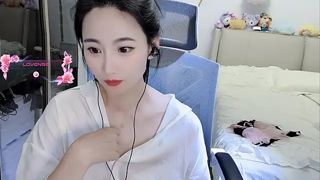 美女feifei-love在线直播
