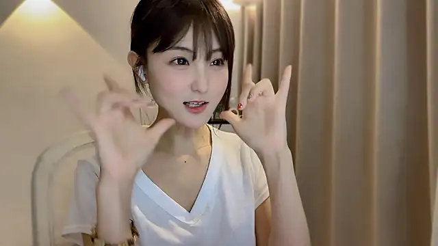 美女SHUIshui_在线直播