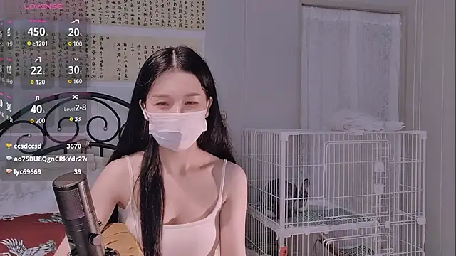 美女BingLin-在线直播
