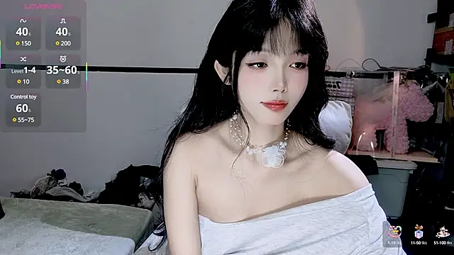 美女XueNi-888在线直播