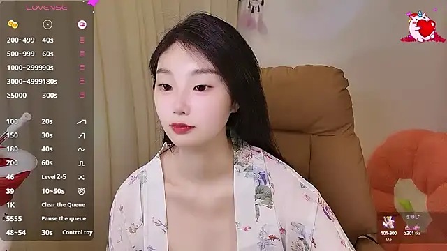美女shaovu在线直播