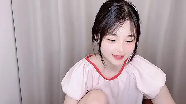 美女guoguo-77在线直播