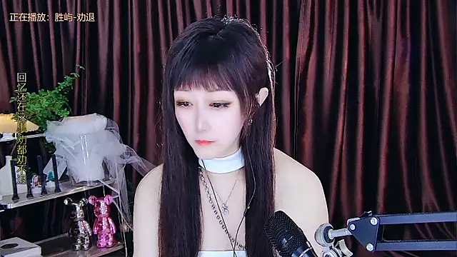 美女xiaoya666--baby在线直播