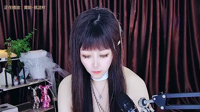 美女xiaoya666--baby在线直播