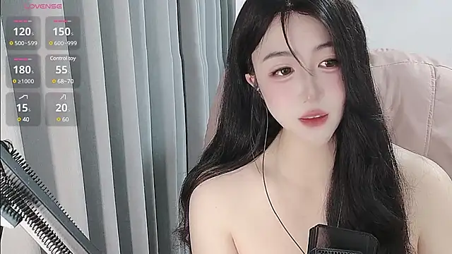 美女iiice-TxT在线直播