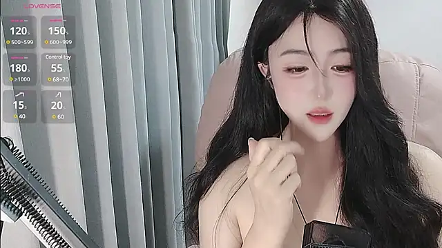 美女iiice-TxT在线直播