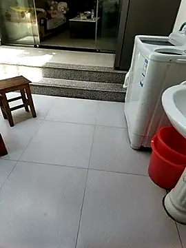 美女mimi520在线直播