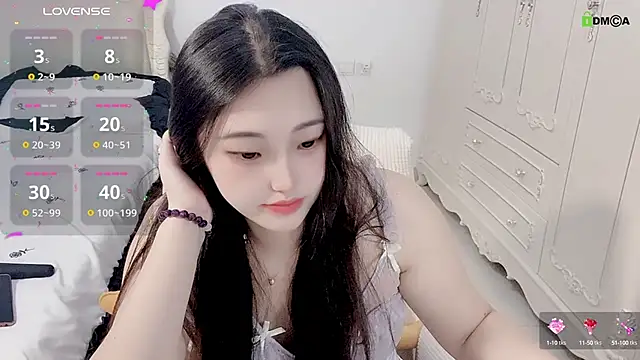 美女TW_doll在线直播