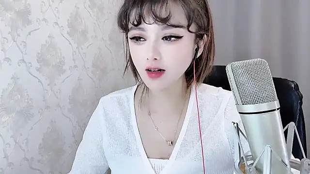 美女VIWVI在线直播