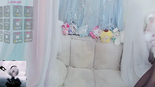 美女RuiRui_ovo在线直播