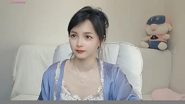 美女-Judy-在线直播