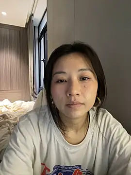 美女haiyan125216在线直播