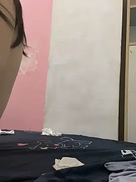 美女zqq5522在线直播