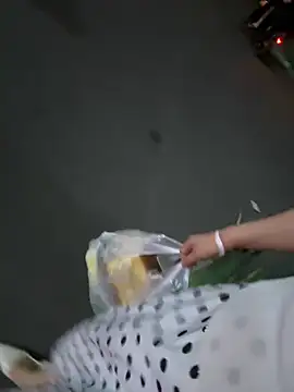 美女qianqian-6在线直播