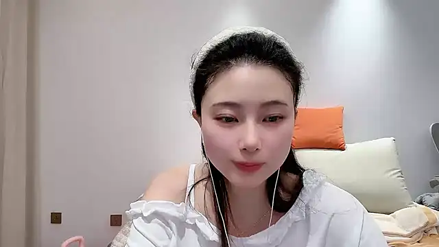 美女KL-COCO在线直播