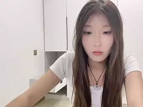 美女qingchungirl在线直播