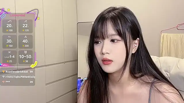美女baxi1100在线直播