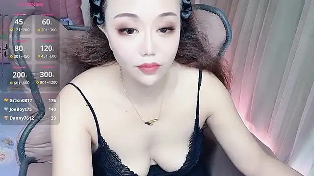 美女-mioo-在线直播