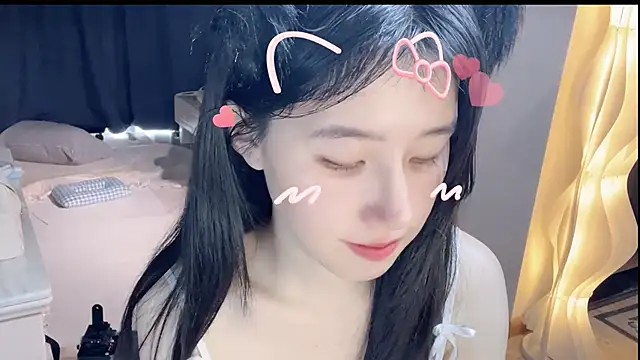 美女xiangxiang813在线直播