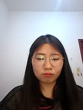 美女junjun125216在线直播