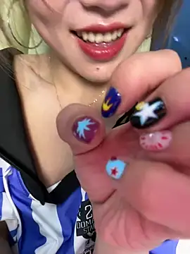 美女Game_yoyo在线直播