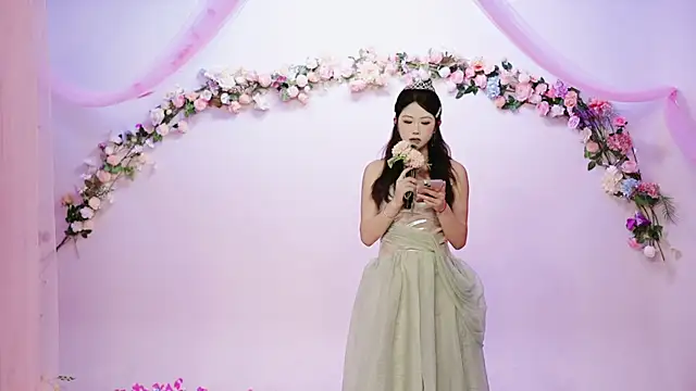 美女badgirl777888在线直播