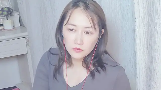 美女LF0505在线直播