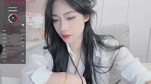 美女uuxiaocai在线直播