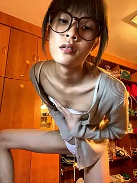 美女lijia125216在线直播