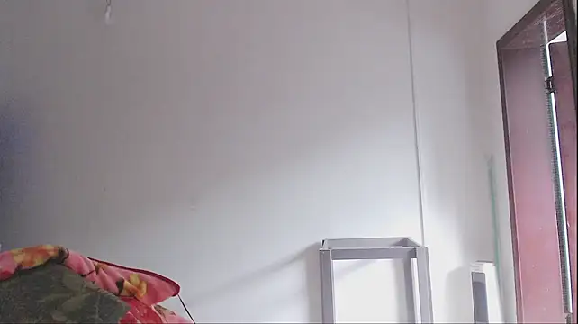 美女YC-2025在线直播