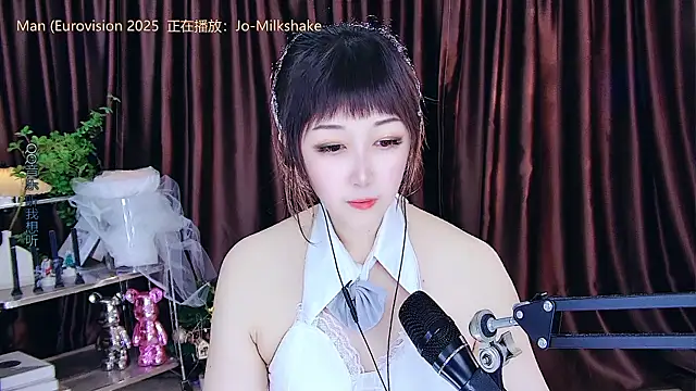 美女xiaoya666--baby在线直播