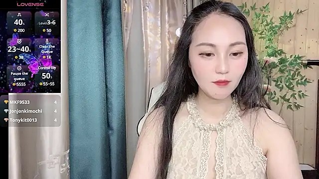 美女88T88-Aoo在线直播