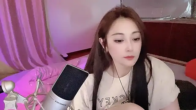 美女Daisy-77在线直播