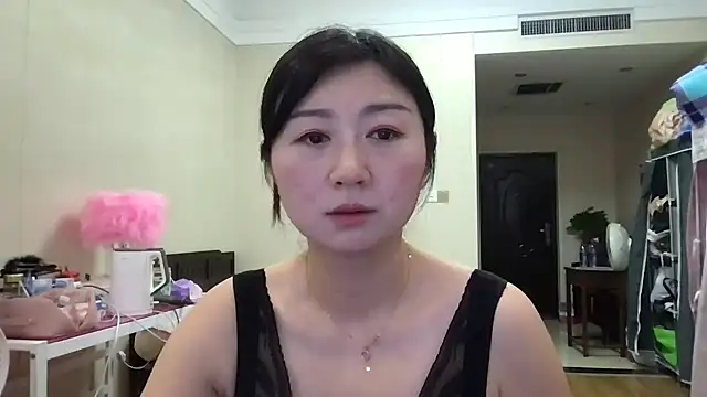 美女Diva-UUN在线直播