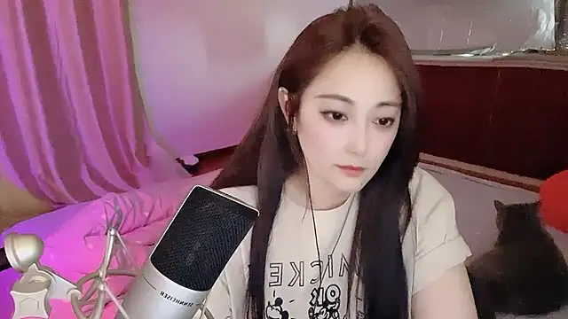 美女Daisy-77在线直播