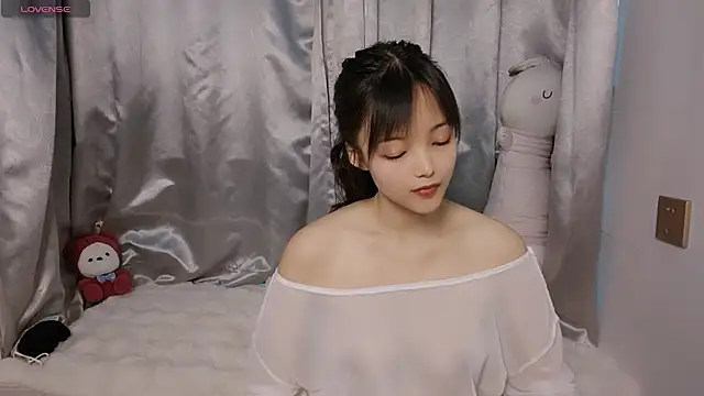 美女waiwai-live在线直播