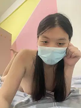 美女zqq5522在线直播