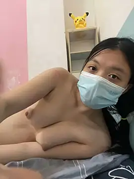 美女zqq5522在线直播